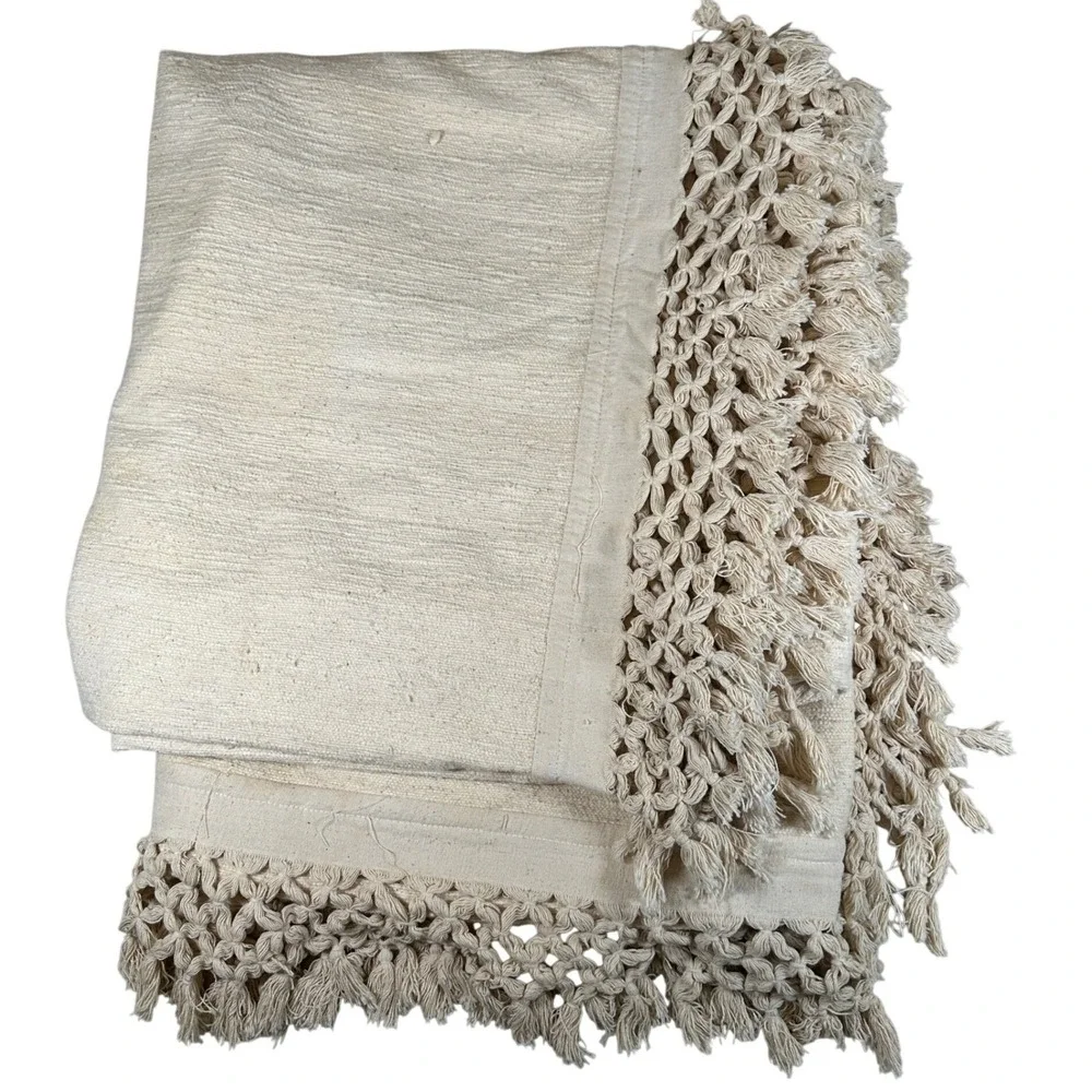 Vintage 70s India Ink Handwoven Cotton Bedspread Cream Macrame Fringe‎ Tassel